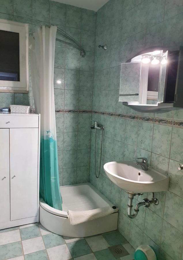Apartmani Huljic Stari Grad  Ngoại thất bức ảnh