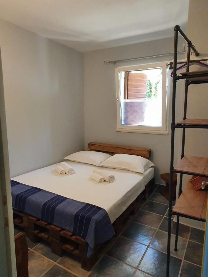 Apartmani Huljic Stari Grad  Ngoại thất bức ảnh